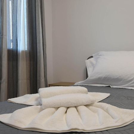 Orion Eco Suites Karteros Habitación foto